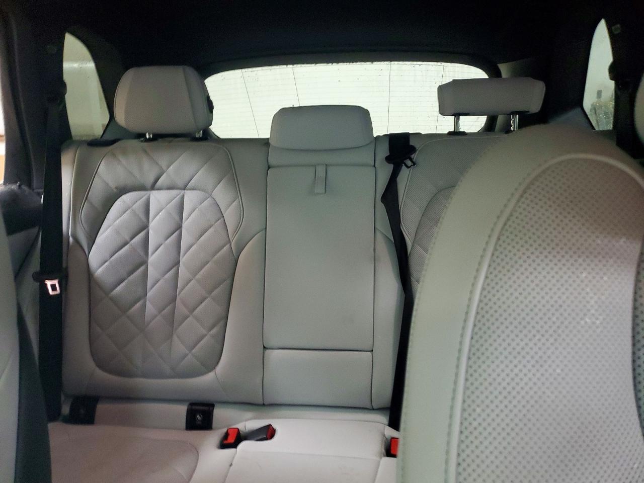 2024 BMW X5 xDrive40I - zdjęcie 10
