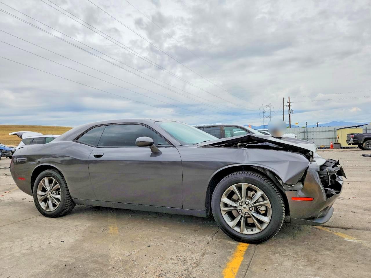 2021 Dodge Challenger Sxt - zdjęcie 4