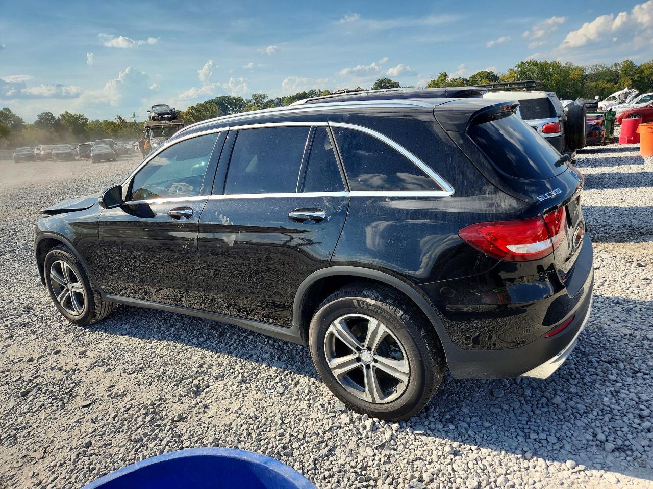 2017 Mercedes-Benz Glc 300 - zdjęcie 2