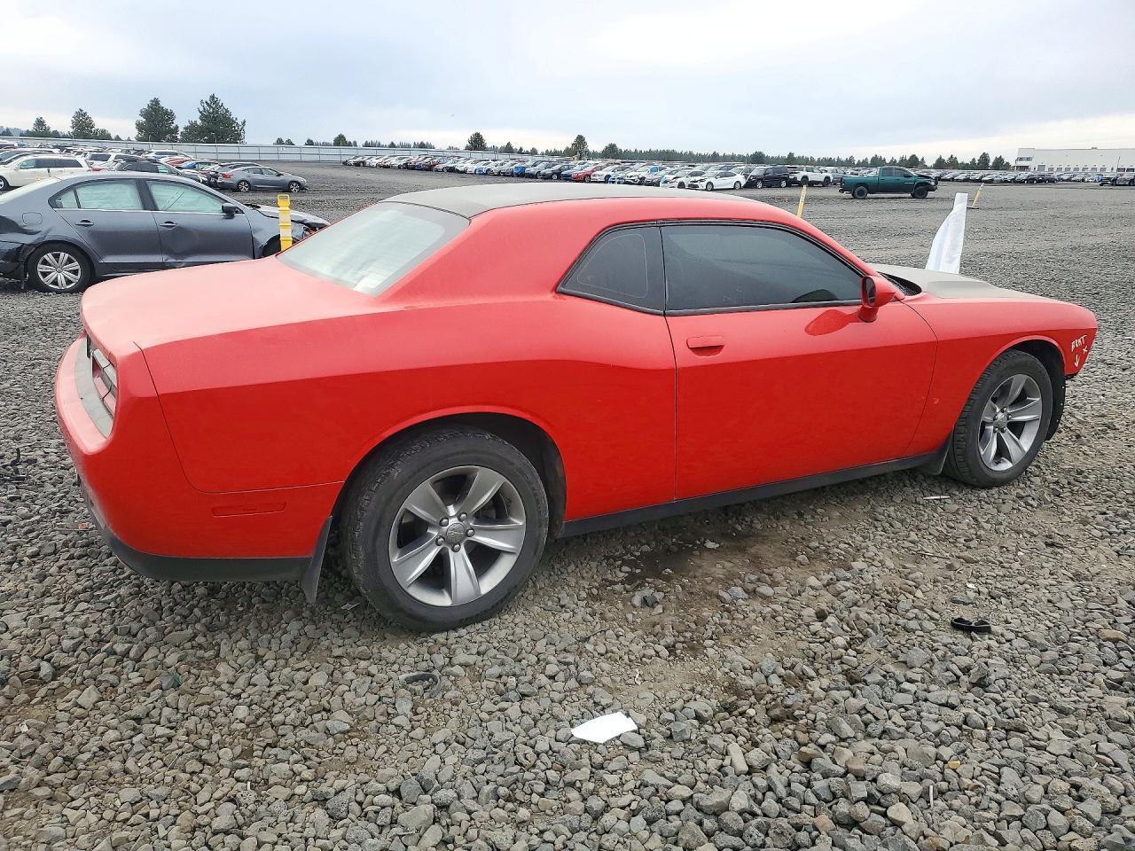 2016 Dodge Challenger Sxt - zdjęcie 3