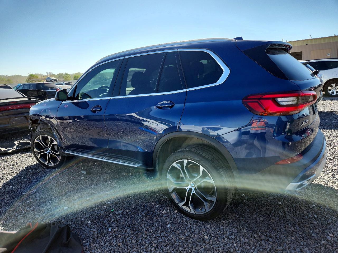 2020 BMW X5 xDrive40I - zdjęcie 2