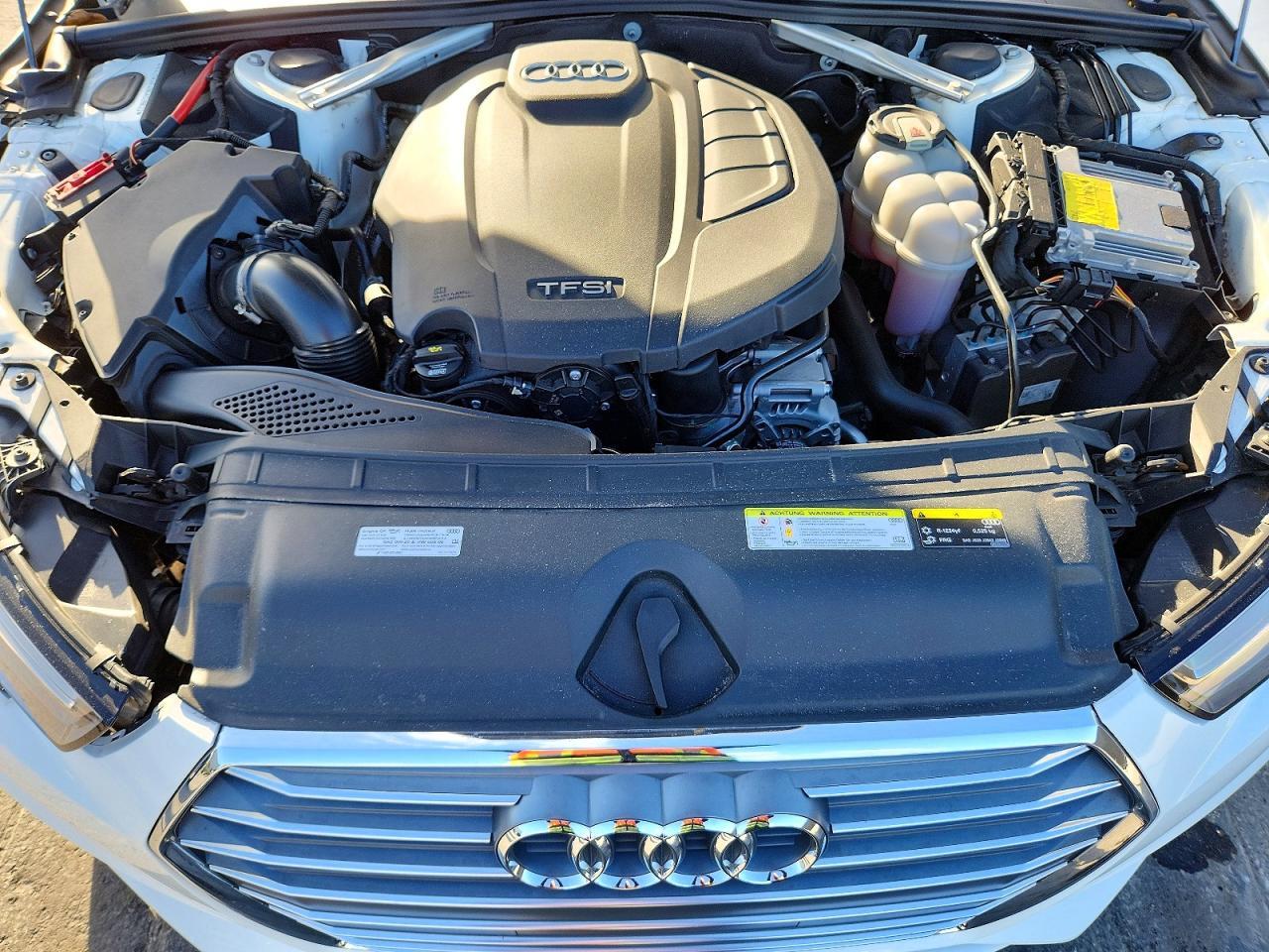 2019 Audi A4 Premium - zdjęcie 11