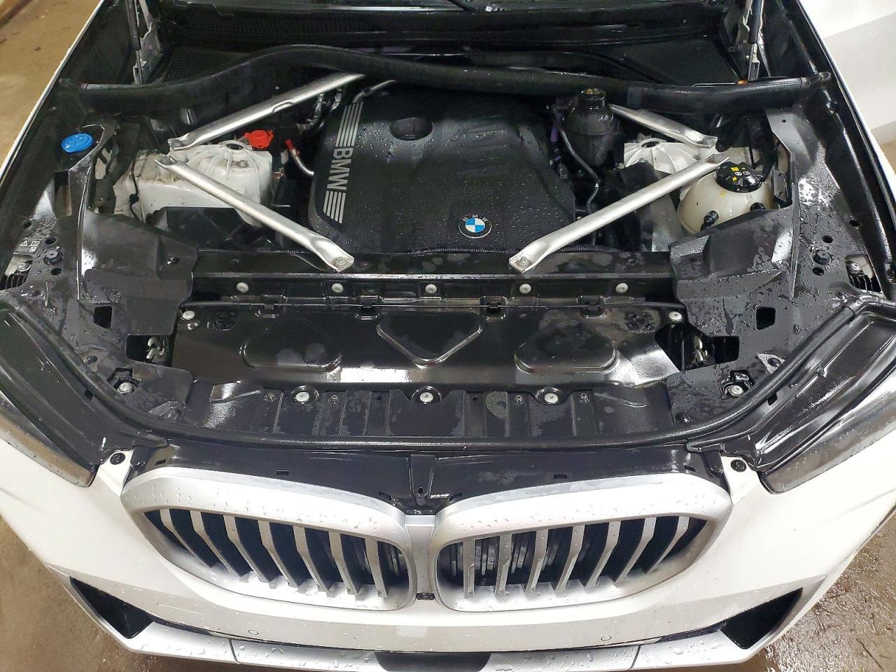 2024 BMW X5 xDrive40I - zdjęcie 12