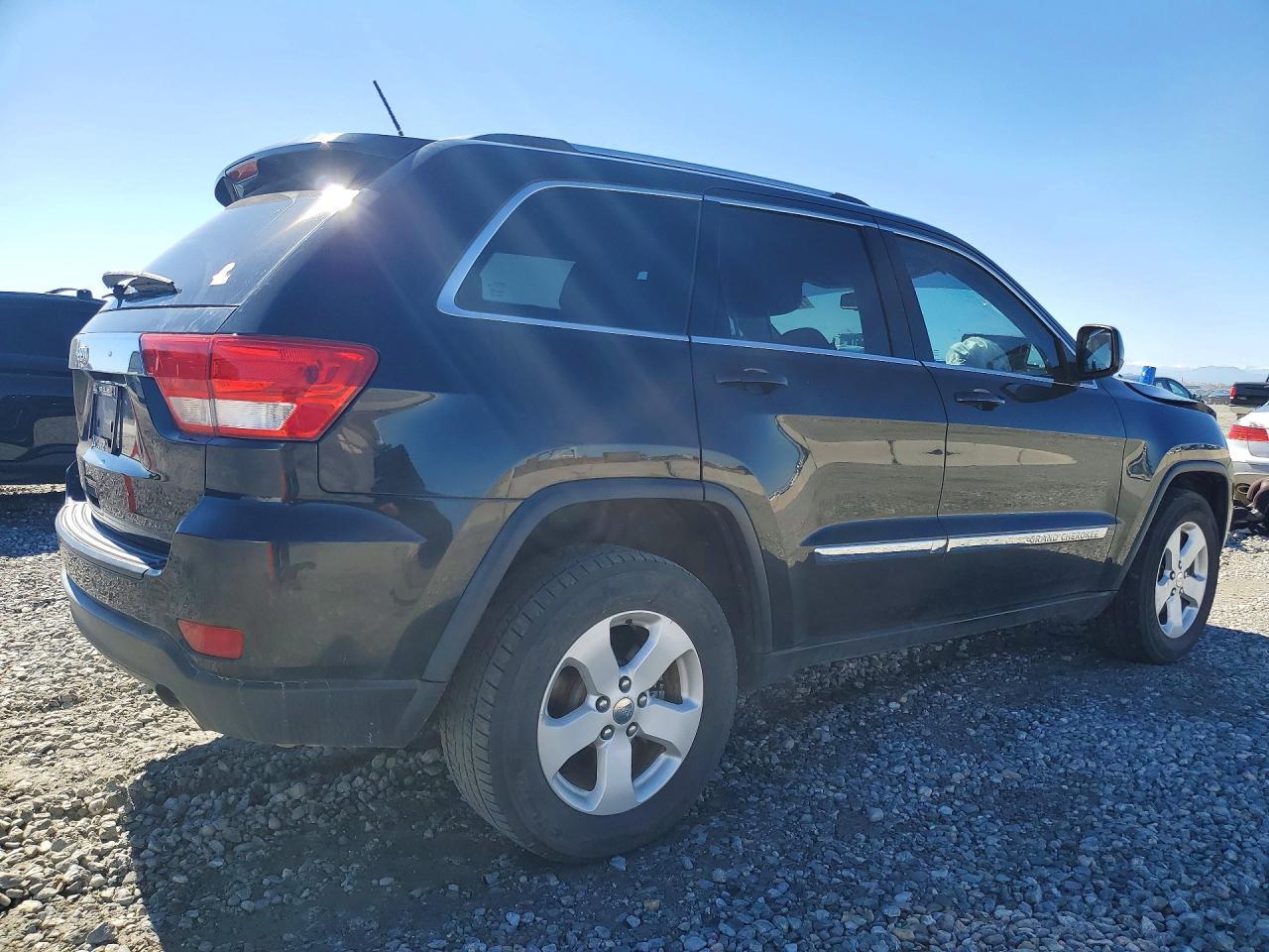 2013 Jeep Grand Cherokee Laredo - zdjęcie 3