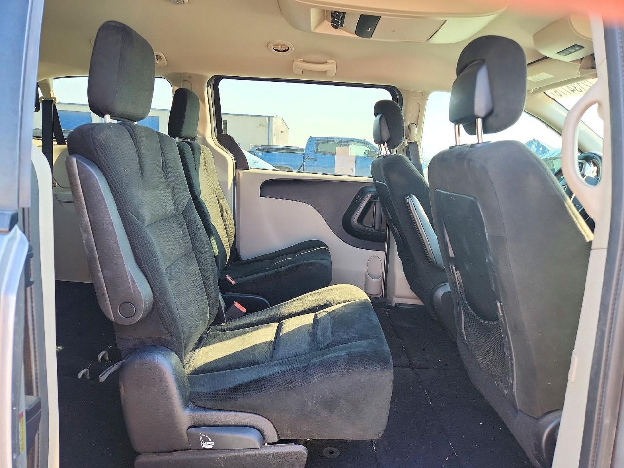 2016 Dodge Grand Caravan Sxt - zdjęcie 11