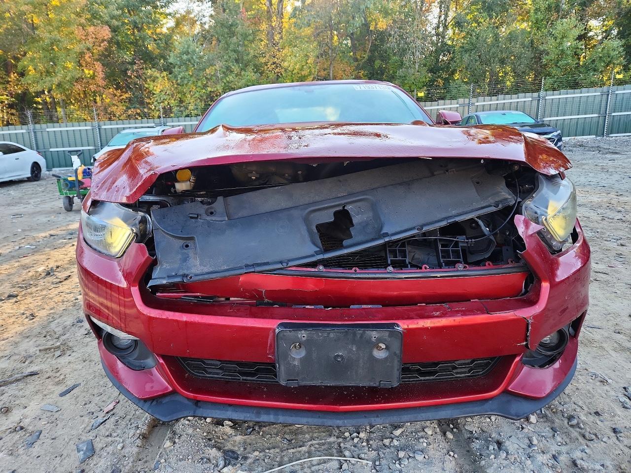 2015 Ford Mustang - zdjęcie 5