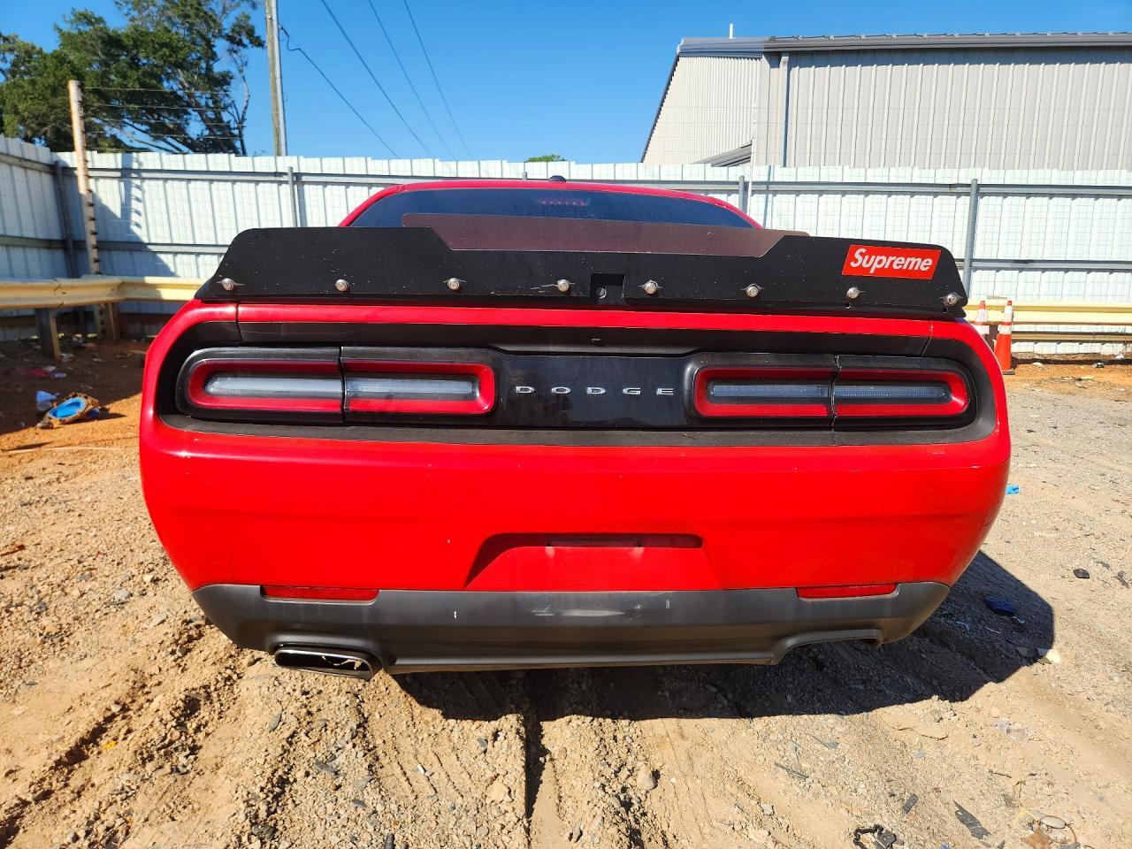 2018 Dodge Challenger - zdjęcie 6