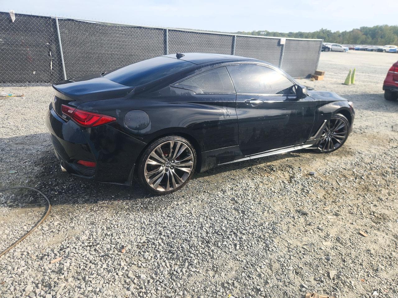 2019 Infiniti Q60 3.0T Luxe - zdjęcie 3