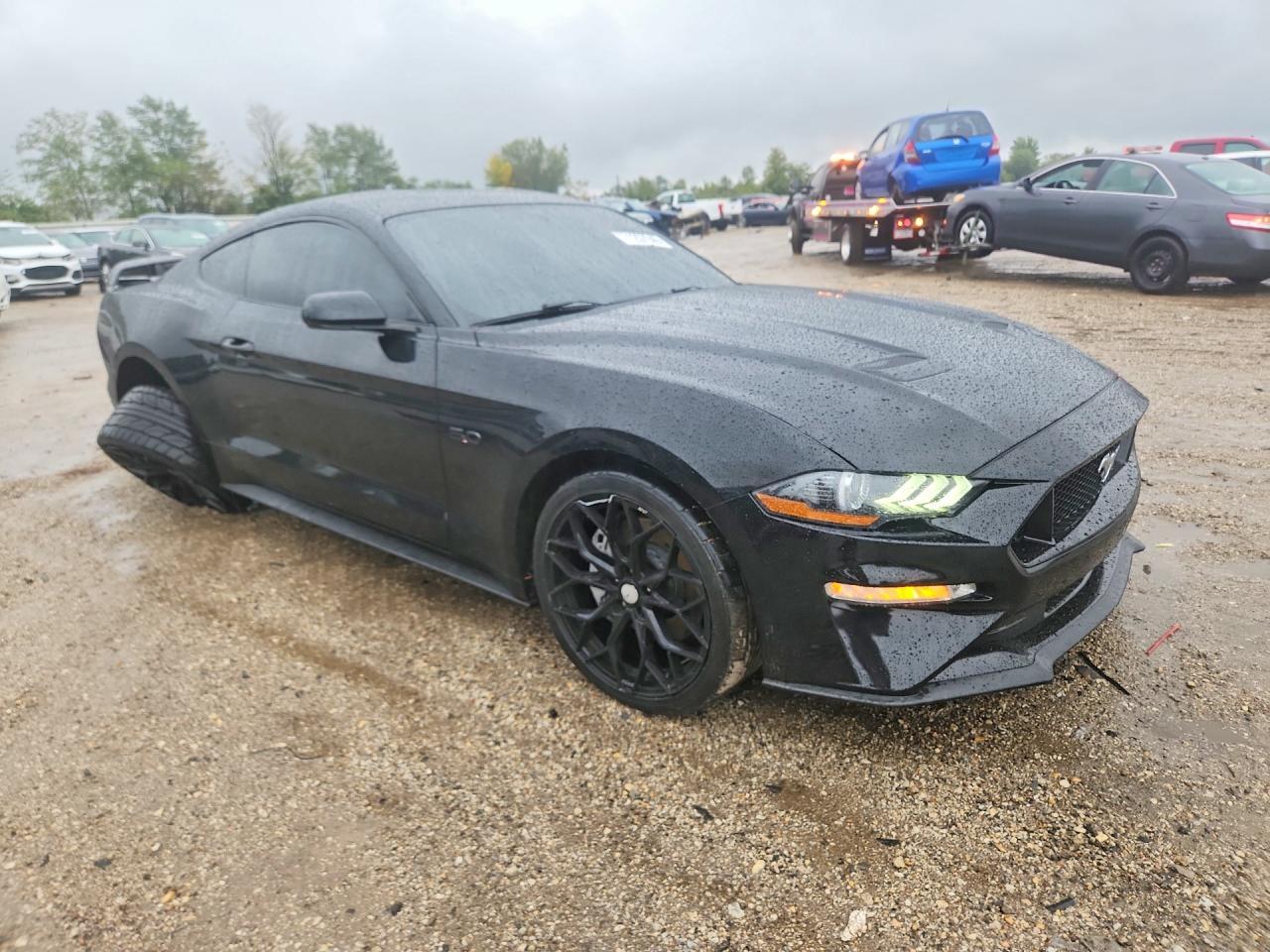 2019 Ford Mustang Gt - zdjęcie 4