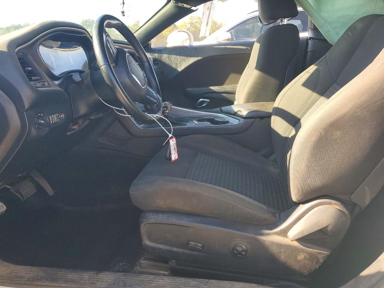 2019 Dodge Challenger Sxt - zdjęcie 7