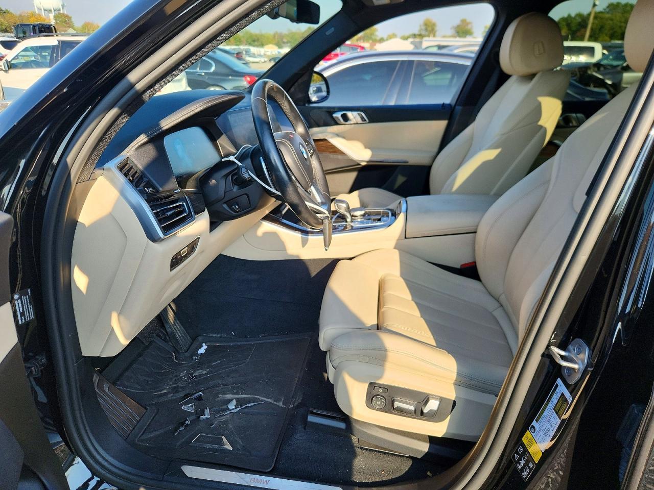 2021 BMW X5 xDrive40I - zdjęcie 7