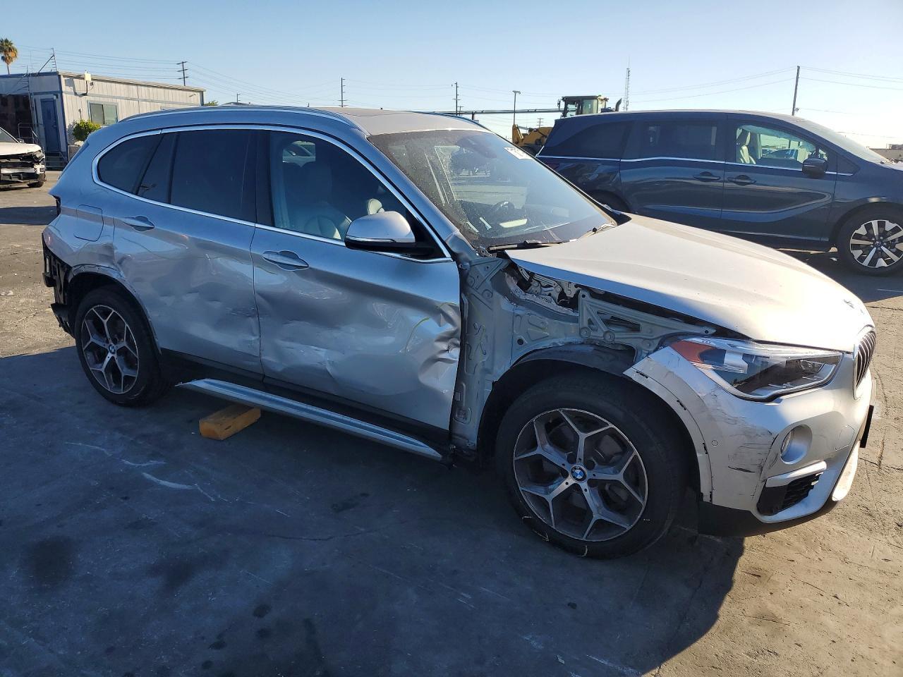 2019 BMW X1 xDrive28I - zdjęcie 4