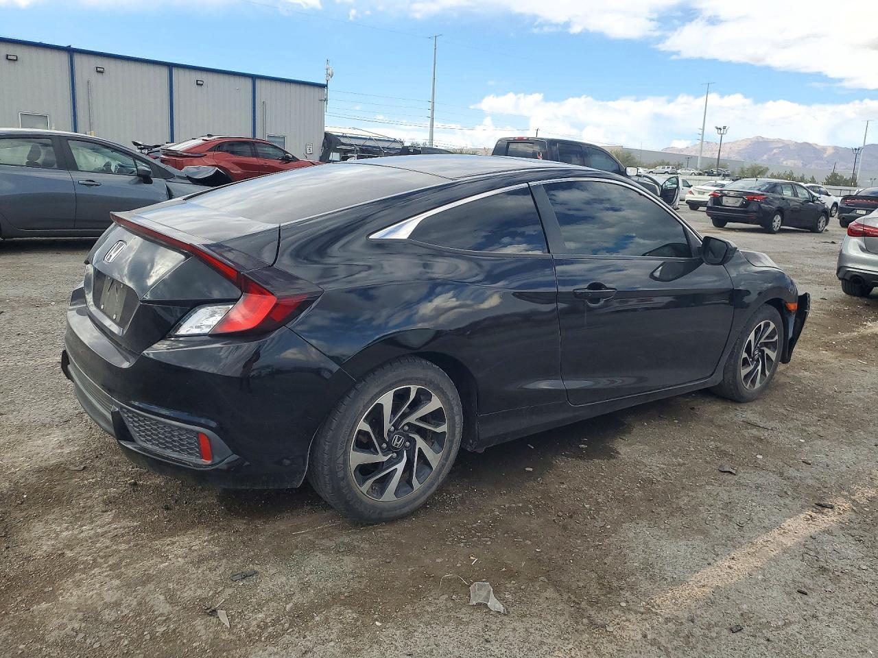 2017 Honda Civic Lx - zdjęcie 3