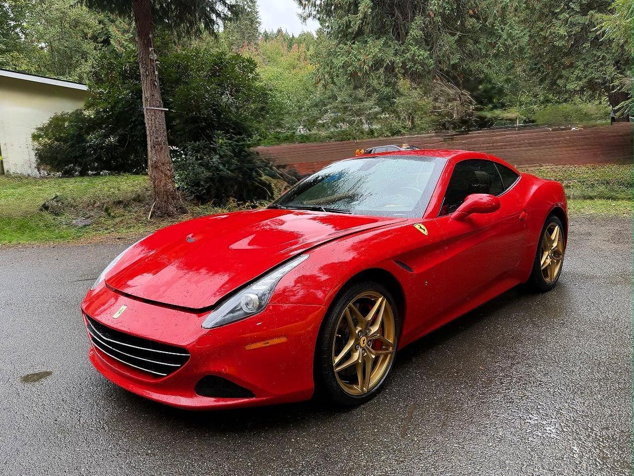 2016 Ferrari California T