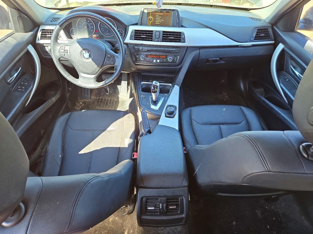 2014 BMW 320 I - zdjęcie 8