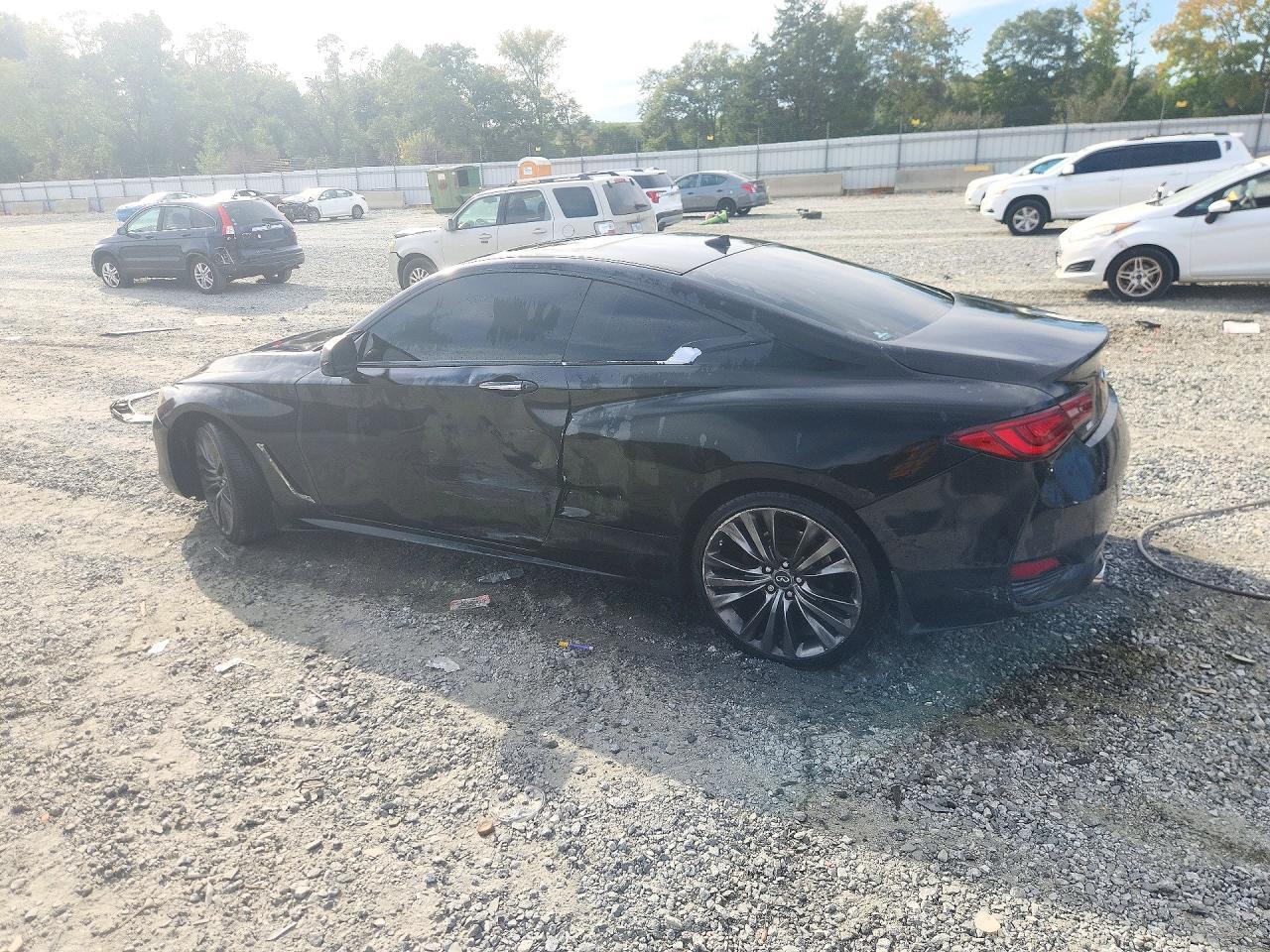 2019 Infiniti Q60 3.0T Luxe - zdjęcie 2