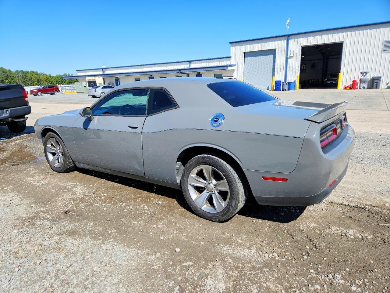 2019 Dodge Challenger Sxt - zdjęcie 2