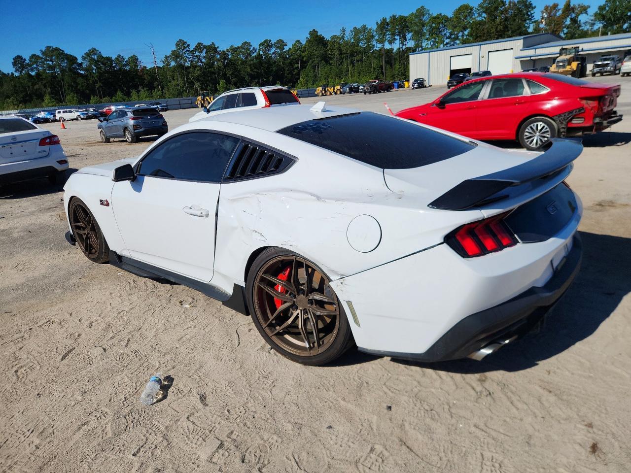 2025 Ford Mustang Gt - zdjęcie 2