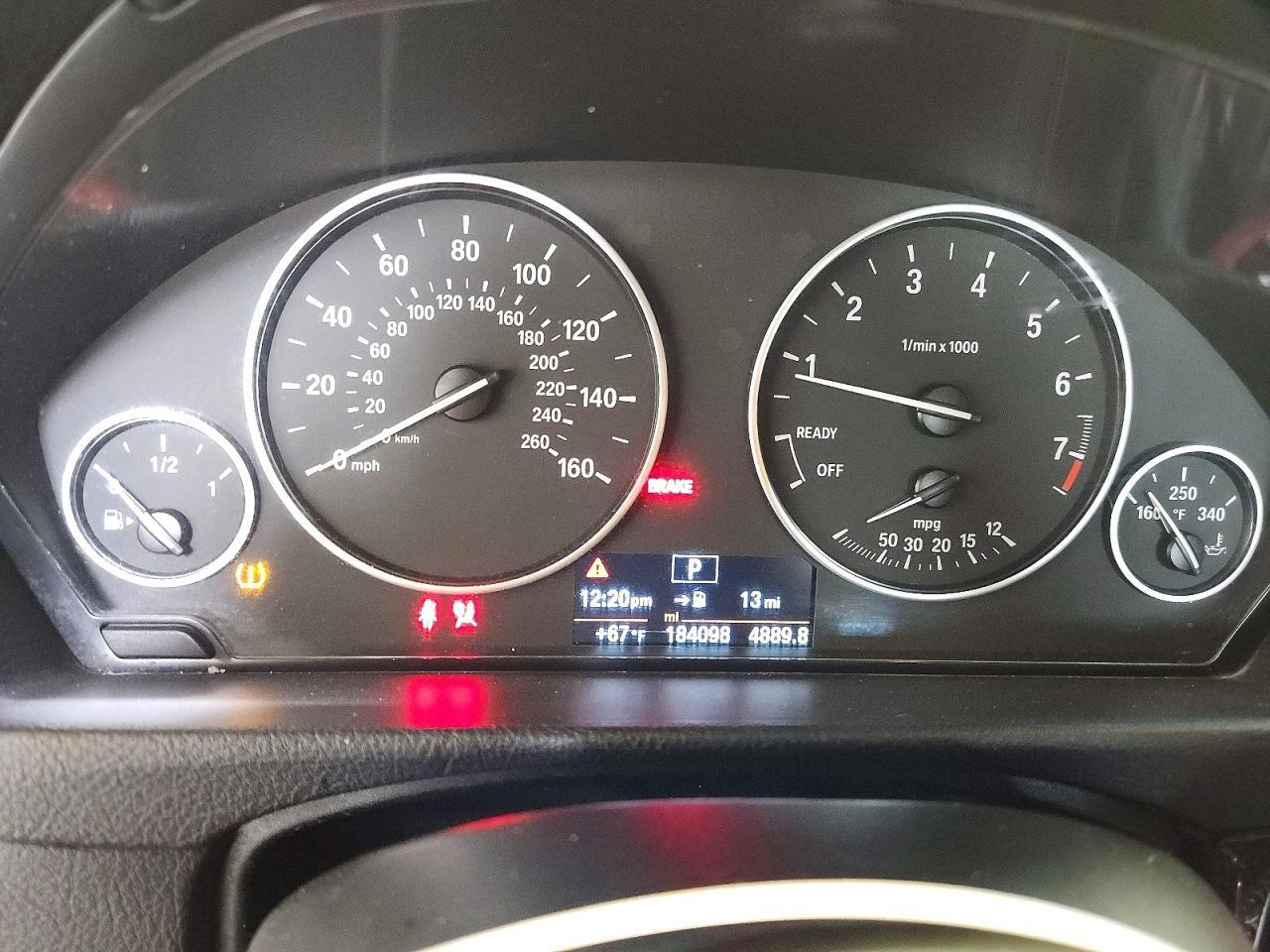 2016 BMW 320 I - zdjęcie 9
