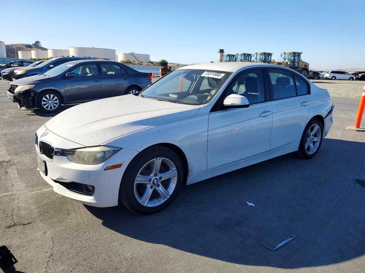 2014 BMW 320 I - zdjęcie główne