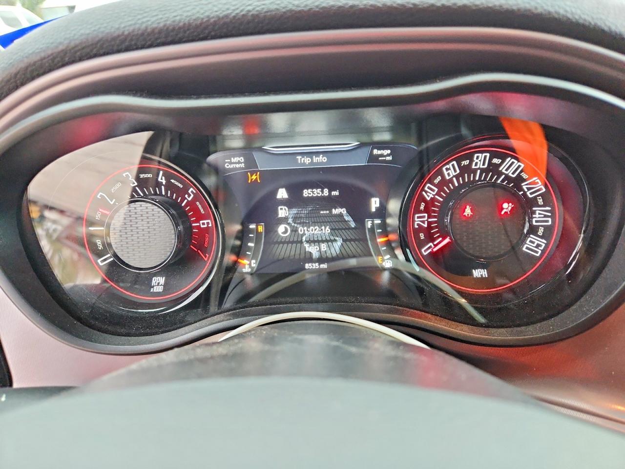 2023 Dodge Challenger Sxt - zdjęcie 9