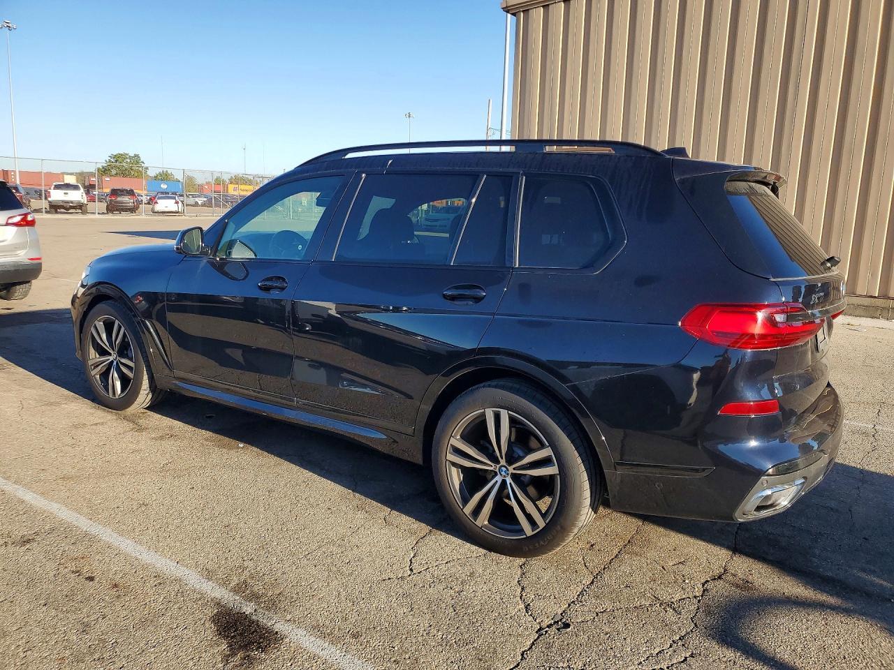 2019 BMW X7 xDrive40I - zdjęcie 2