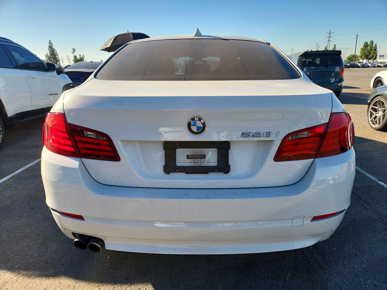 2013 BMW 528 I - zdjęcie 6