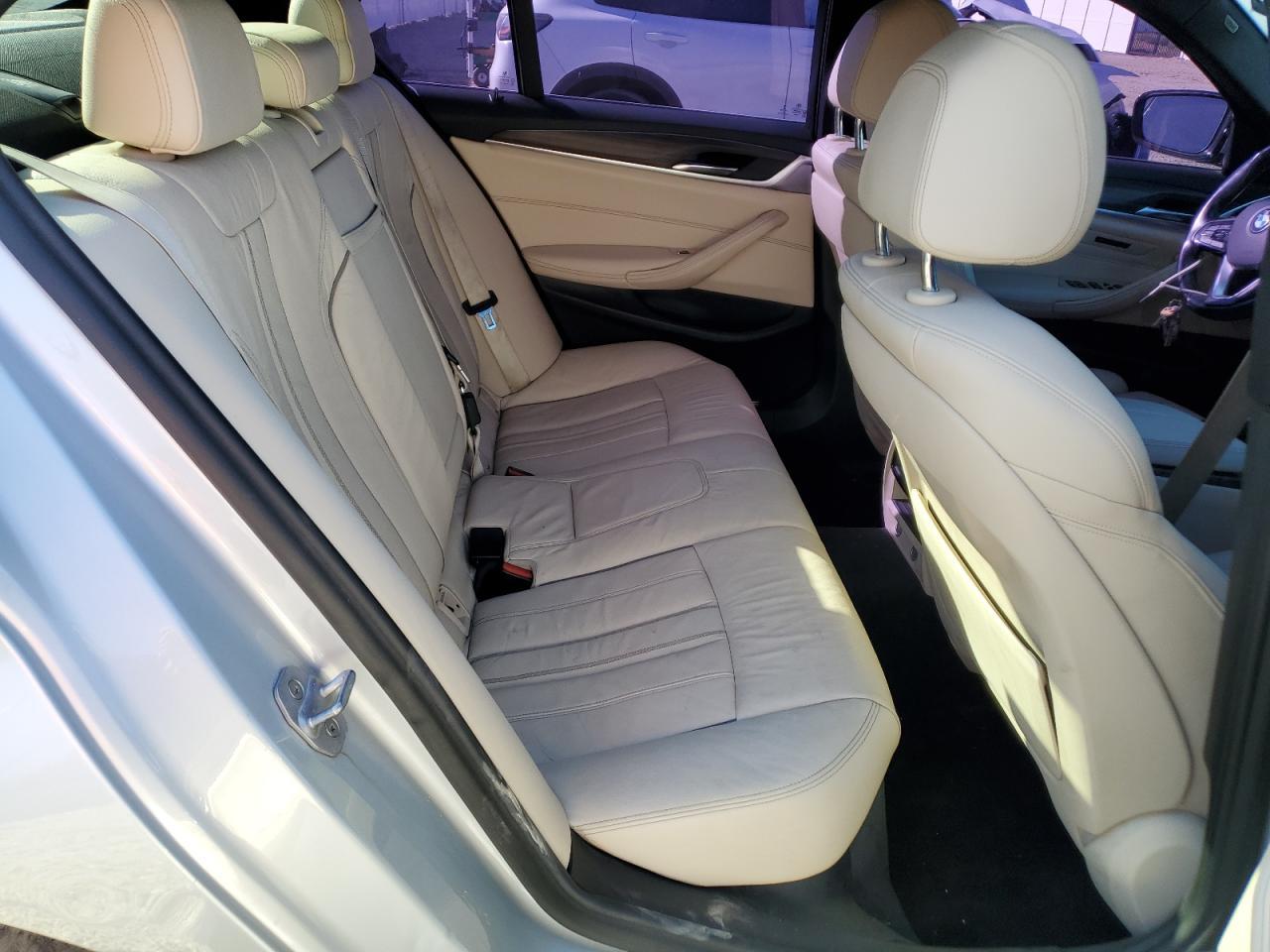 2017 BMW 540 I - zdjęcie 10