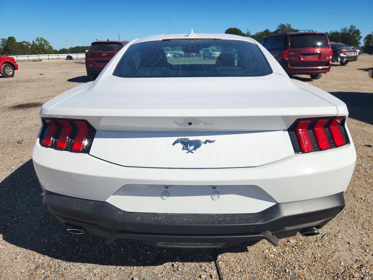 2026 Ford Mustang - zdjęcie 6