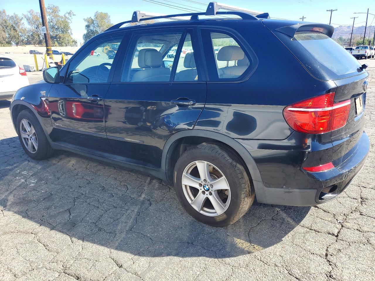 2013 BMW X5 xDrive35I - zdjęcie 2