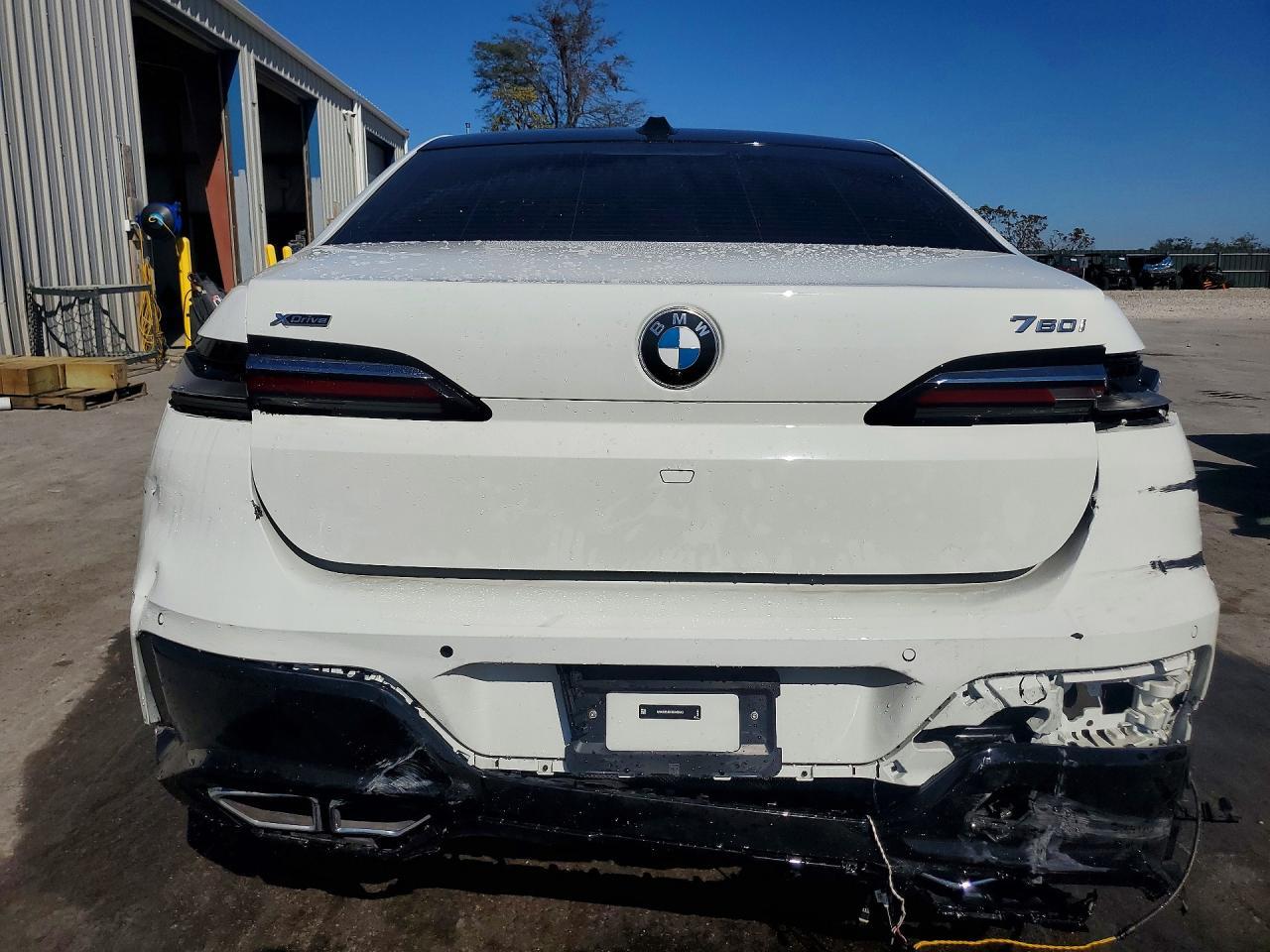 2024 BMW Seria 7 760i - zdjęcie 6