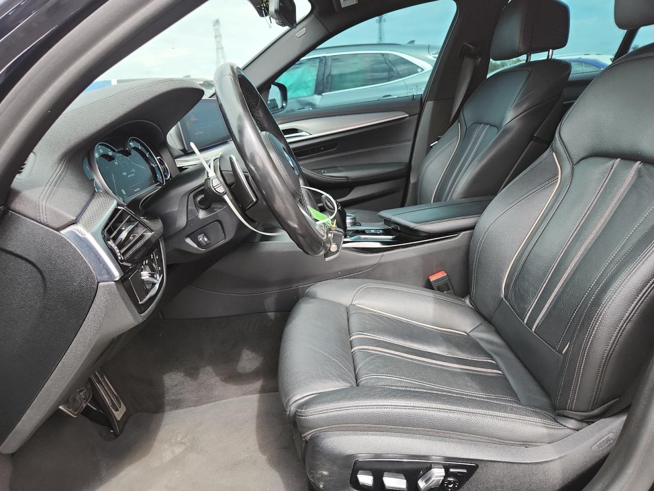 2019 BMW Seria 5 M550i - zdjęcie 7