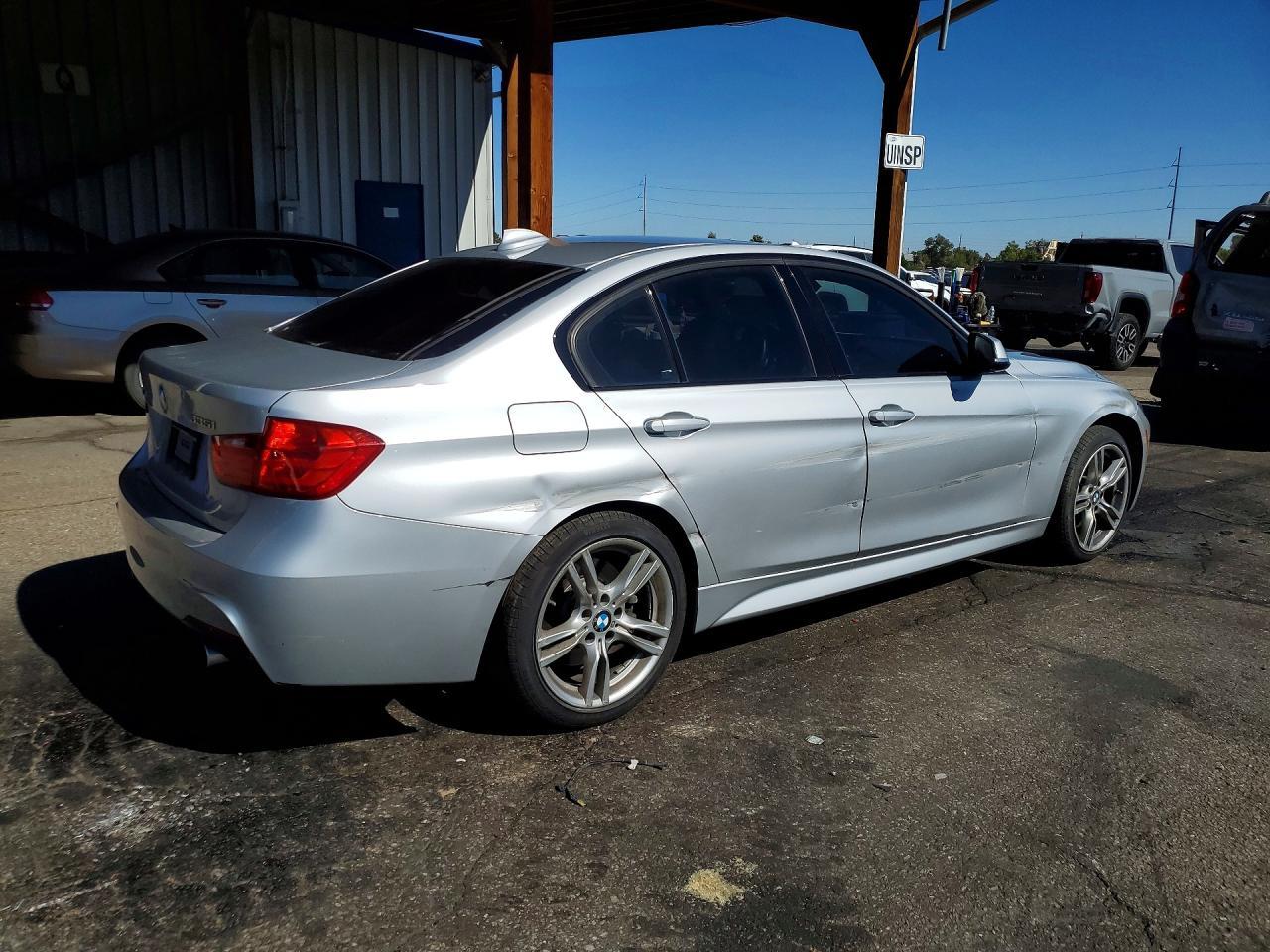 2014 BMW Seria 3 335i - zdjęcie 3