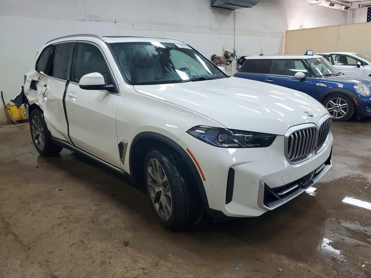 2024 BMW X5 xDrive40I - zdjęcie 4