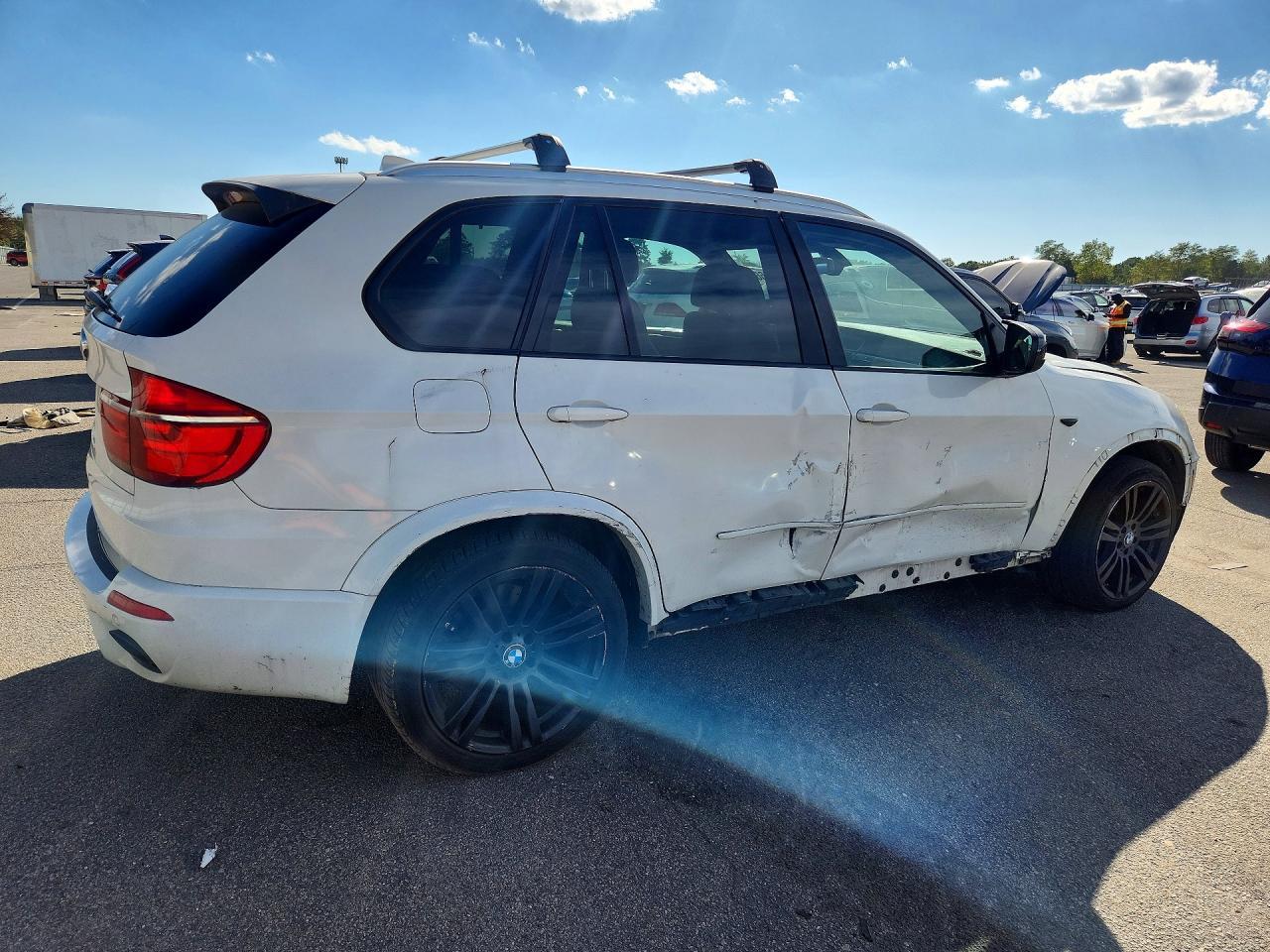 2013 BMW X5 xDrive50I - zdjęcie 3