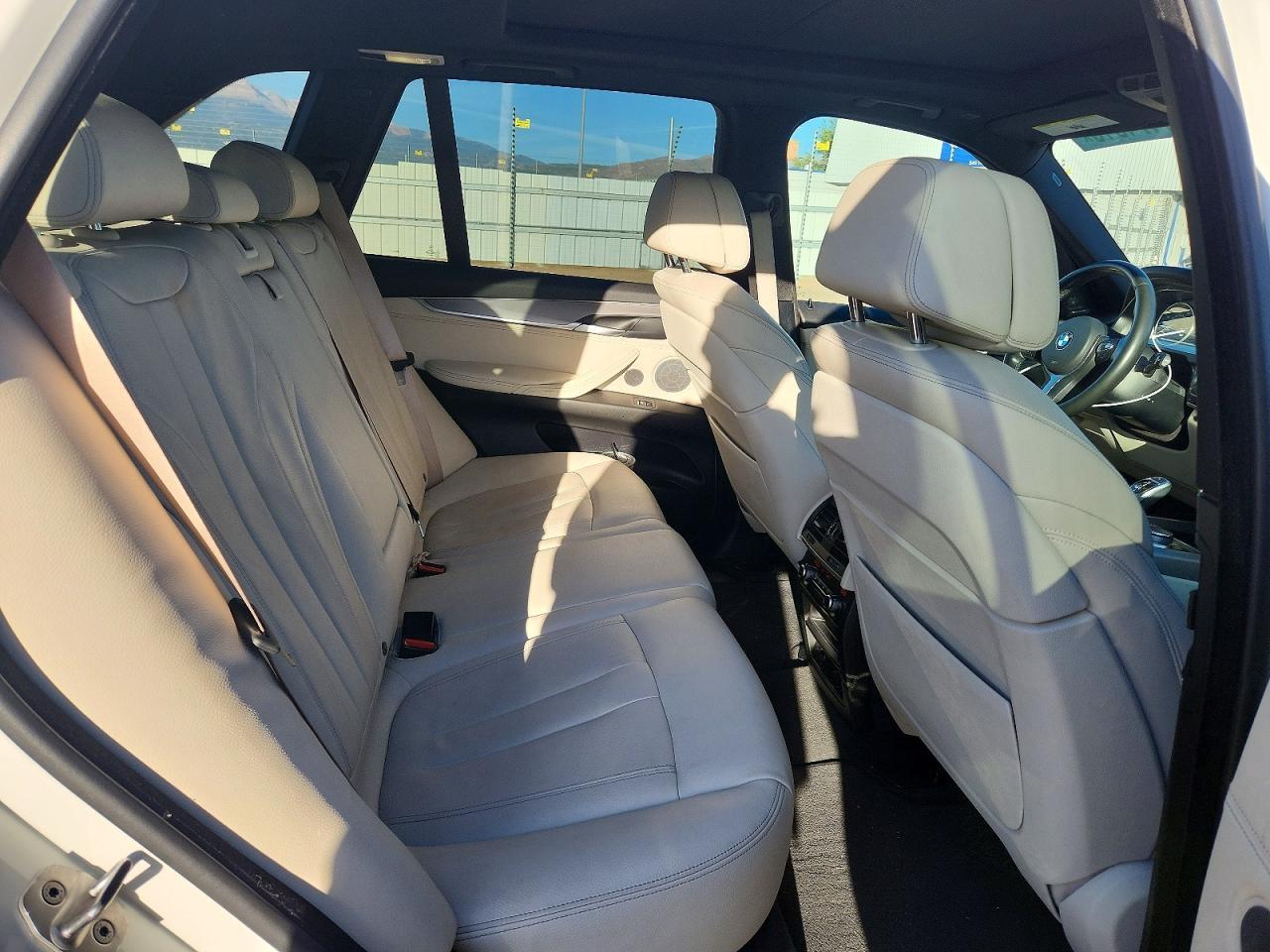 2018 BMW X5 xDrive50I - zdjęcie 11