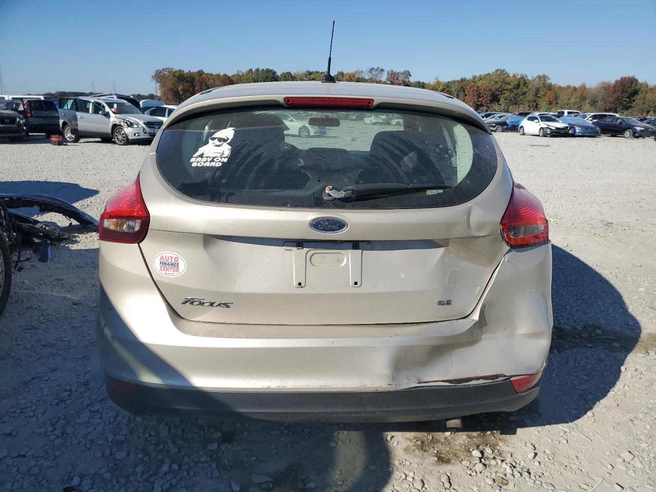 2017 Ford Focus Se - zdjęcie 6