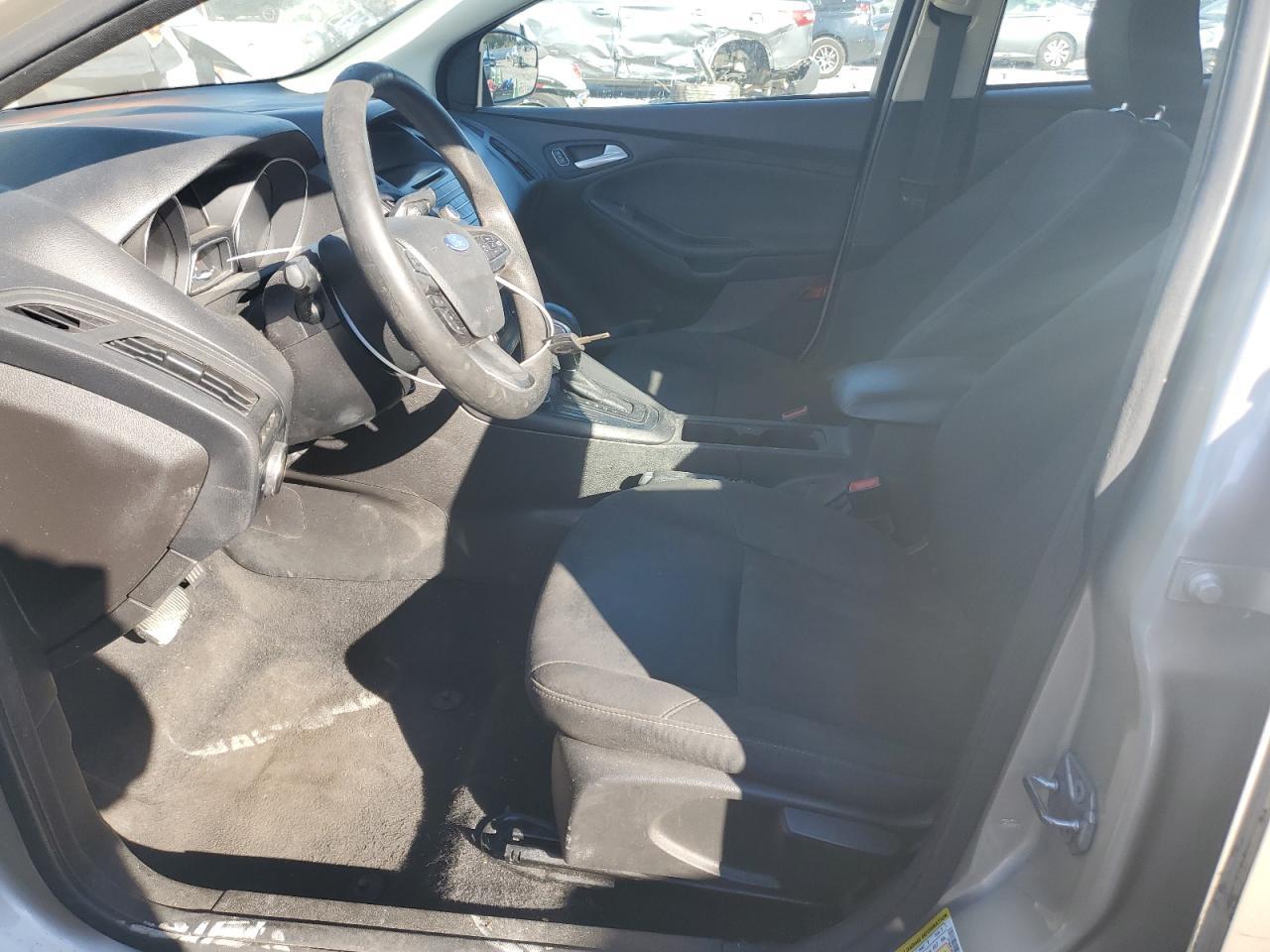 2017 Ford Focus Se - zdjęcie 7