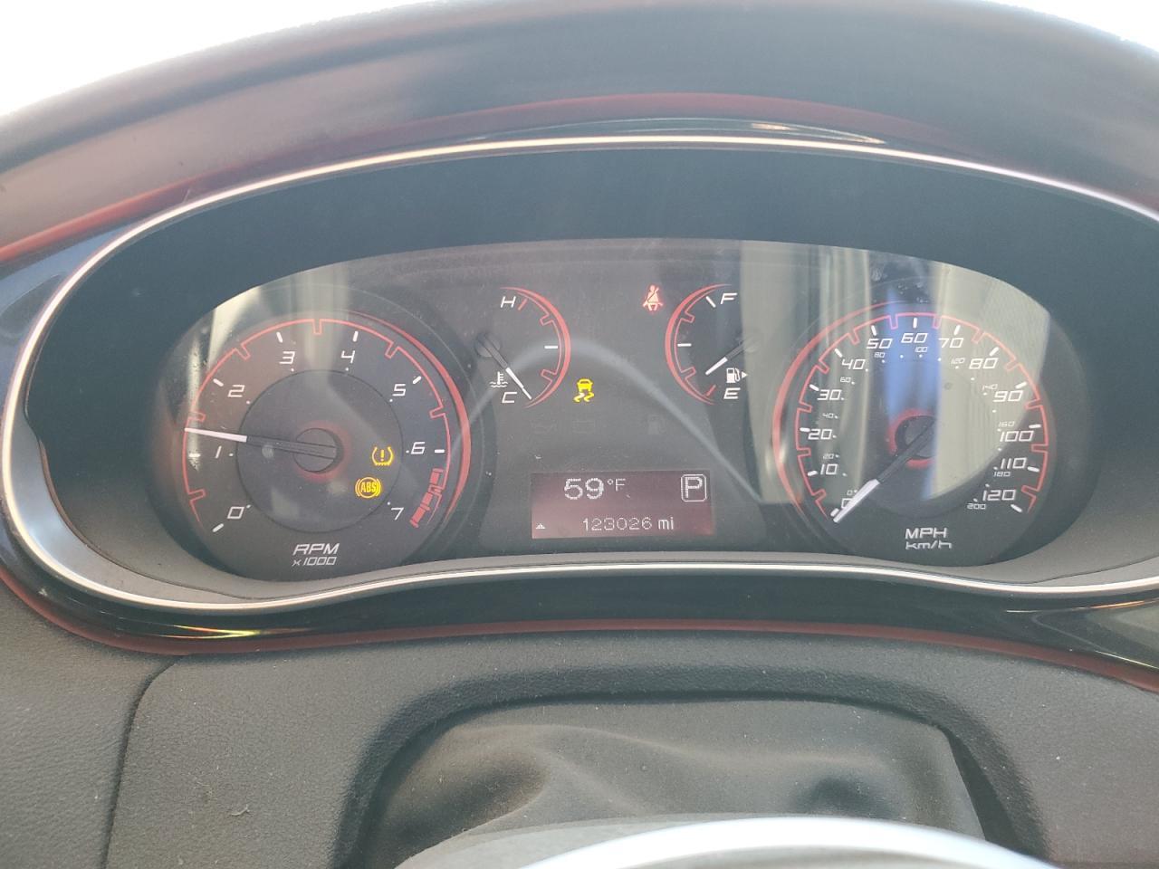 2015 Dodge Dart Sxt - zdjęcie 9