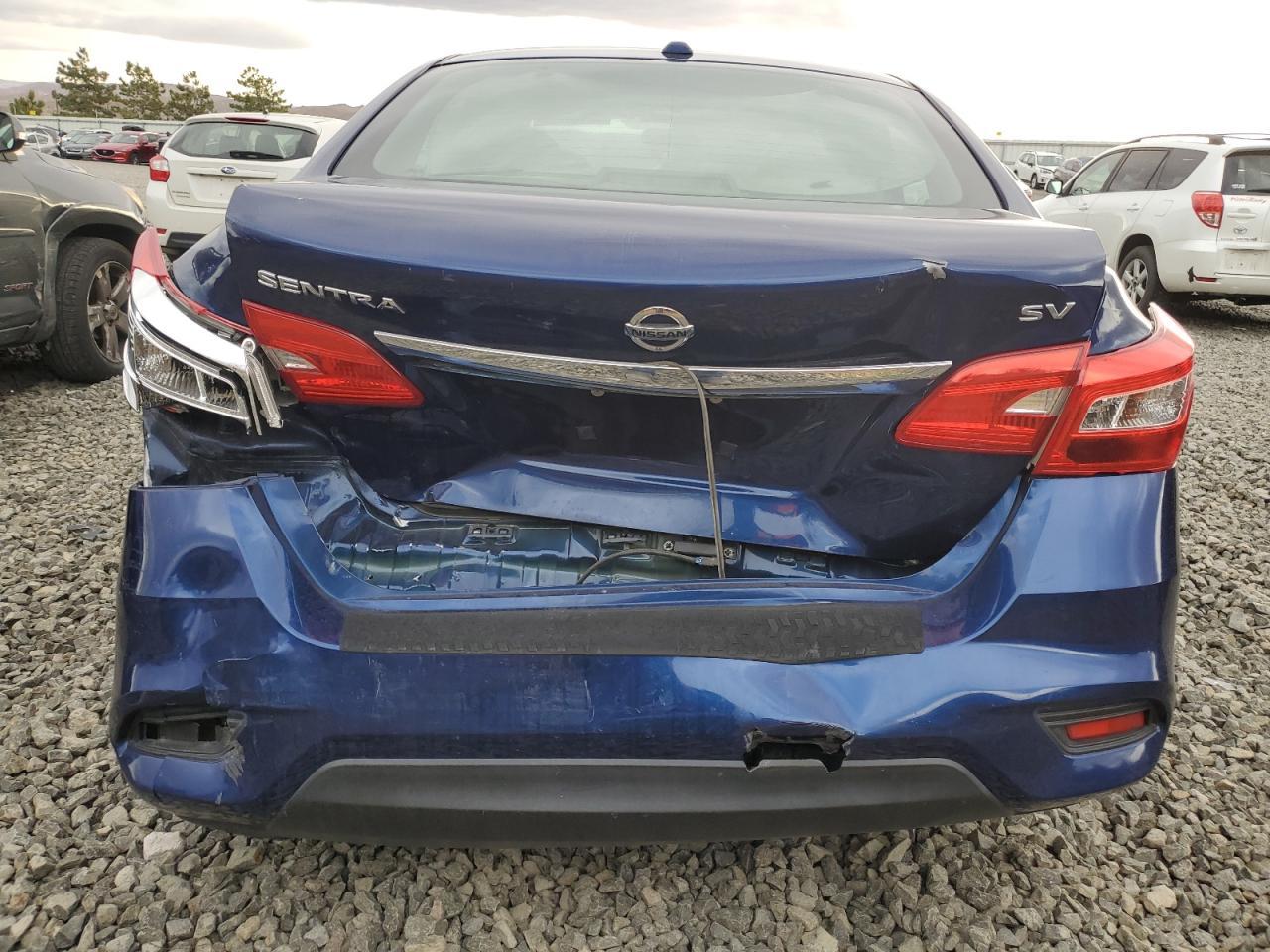 2019 Nissan Sentra S - zdjęcie 6