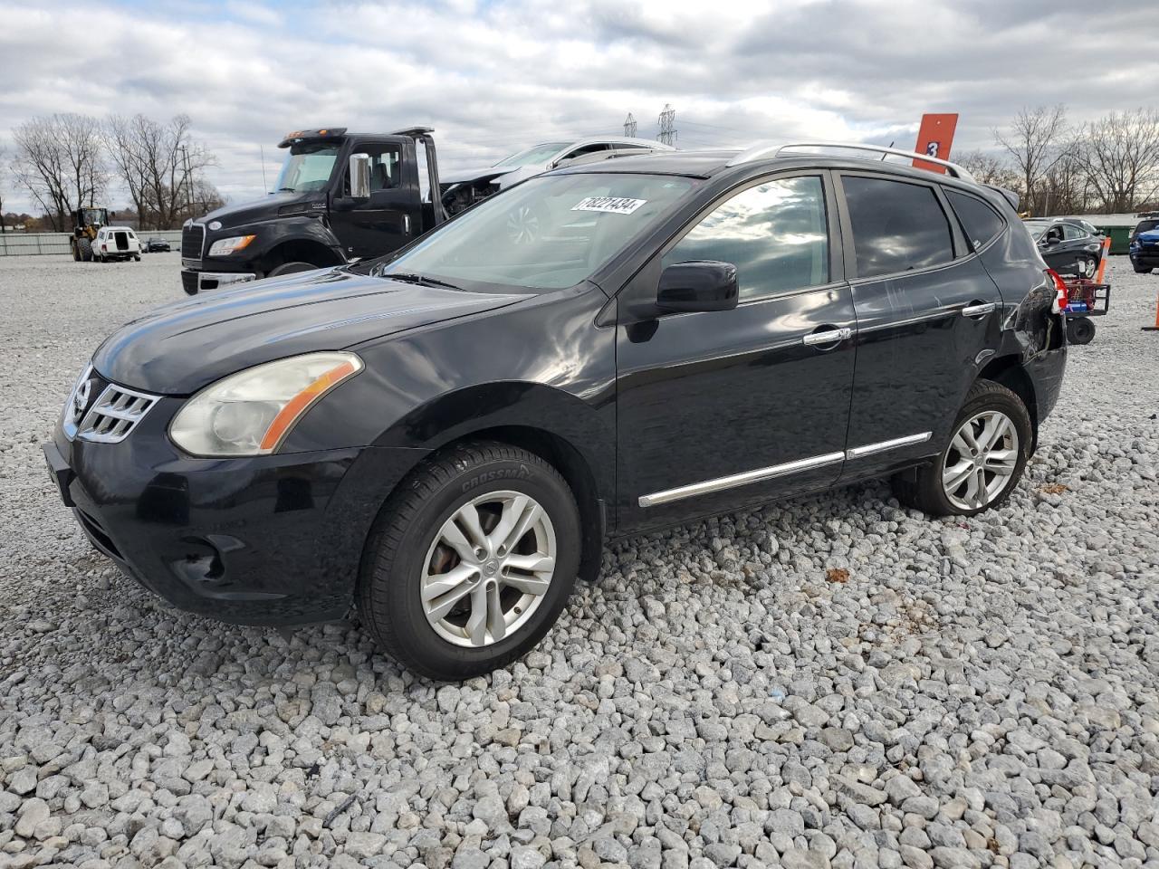 2013 Nissan Rogue S - zdjęcie główne
