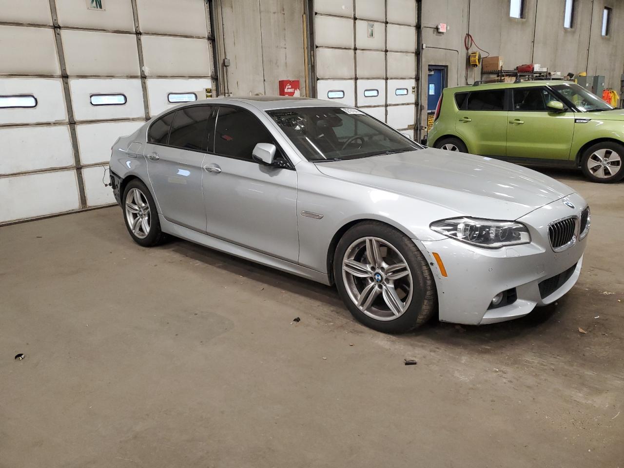 2016 BMW 535 Xi - zdjęcie 4