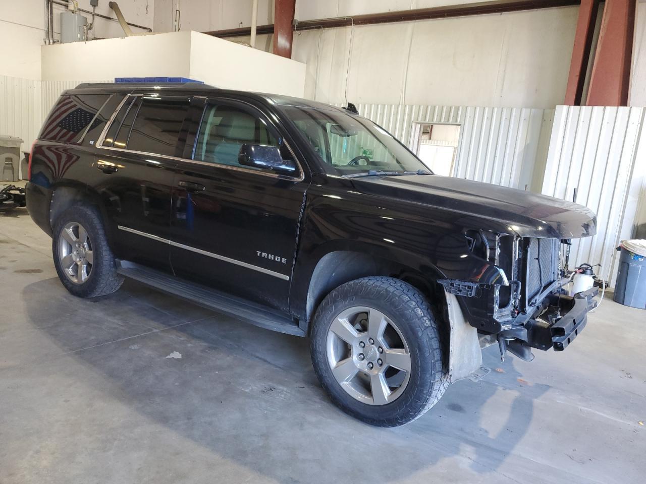 2017 Chevrolet Tahoe C1500 Lt - zdjęcie 4