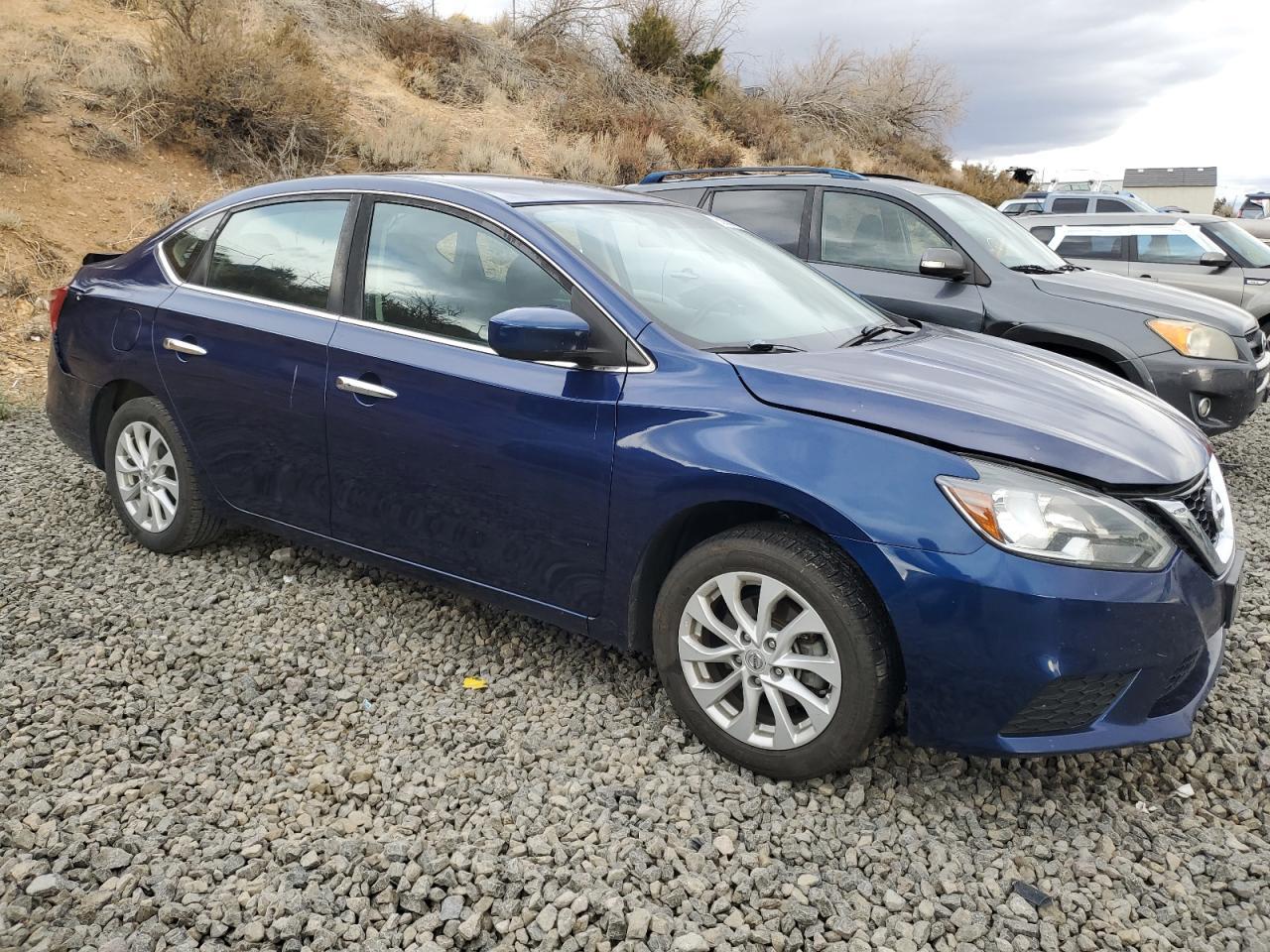2019 Nissan Sentra S - zdjęcie 4