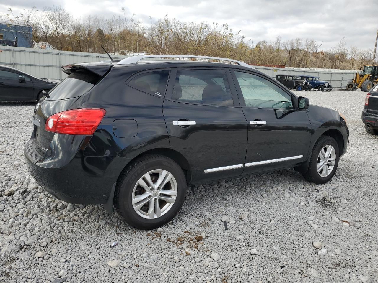 2013 Nissan Rogue S - zdjęcie 3