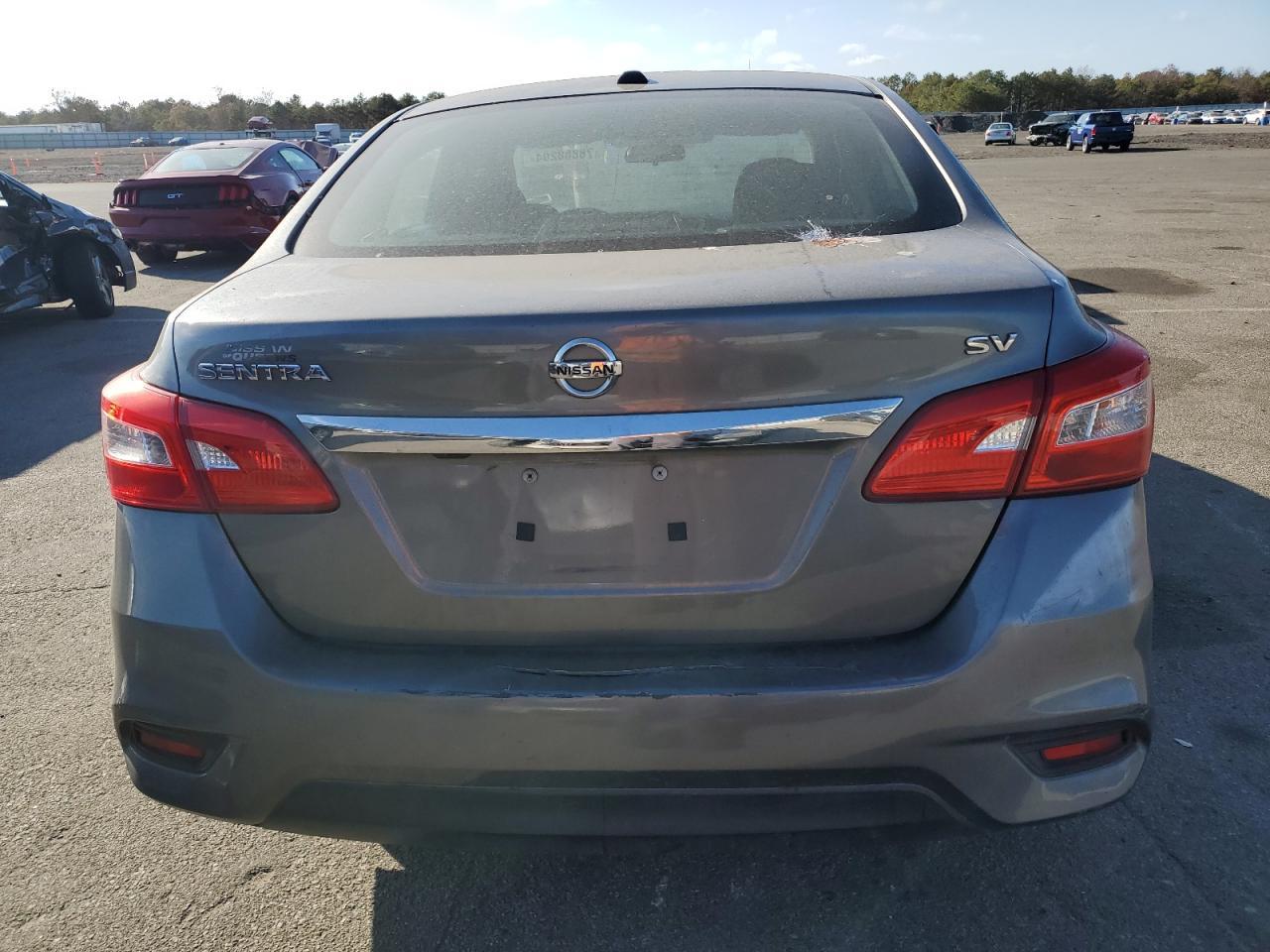 2017 Nissan Sentra S - zdjęcie 6