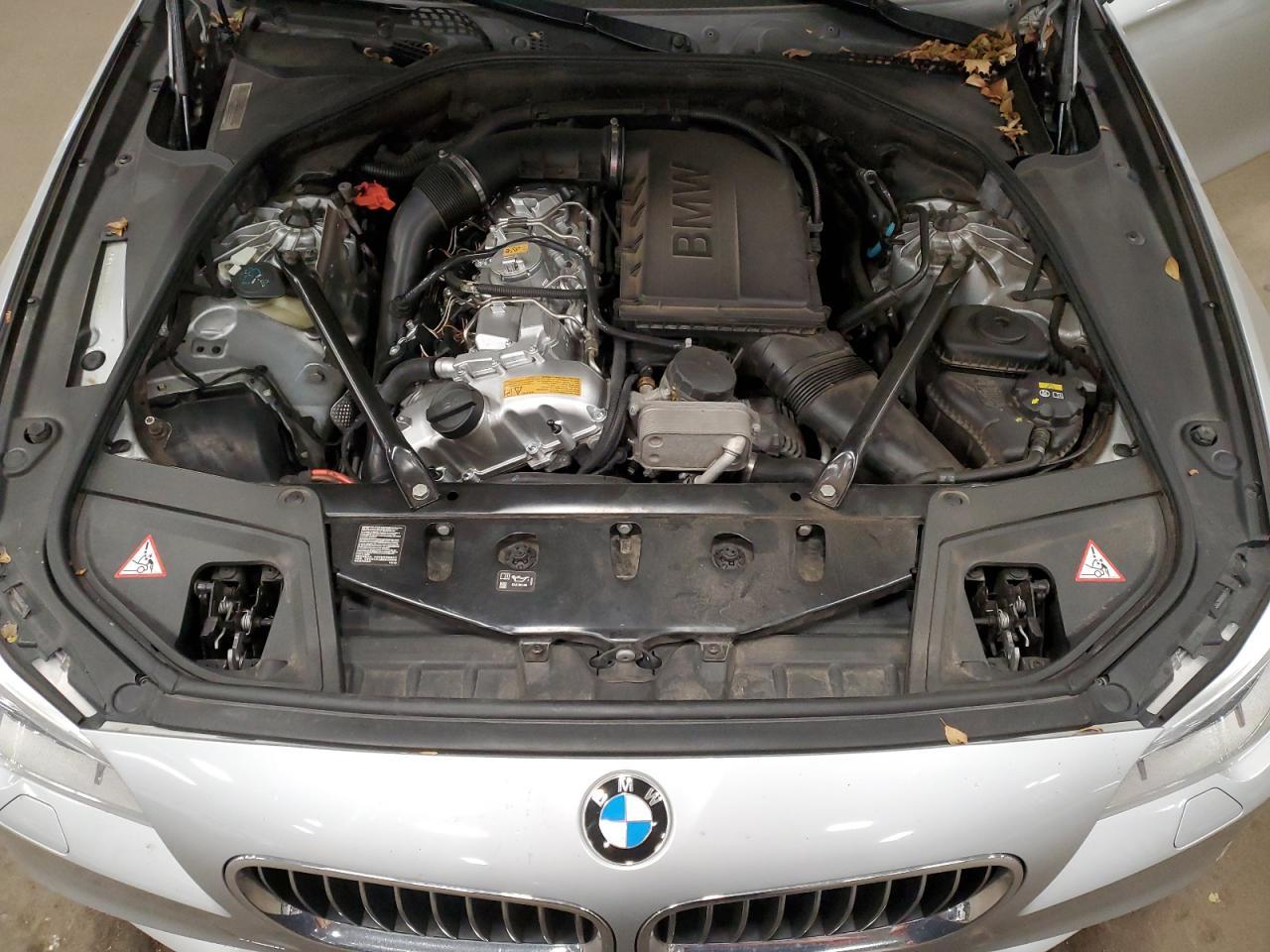 2016 BMW 535 Xi - zdjęcie 11