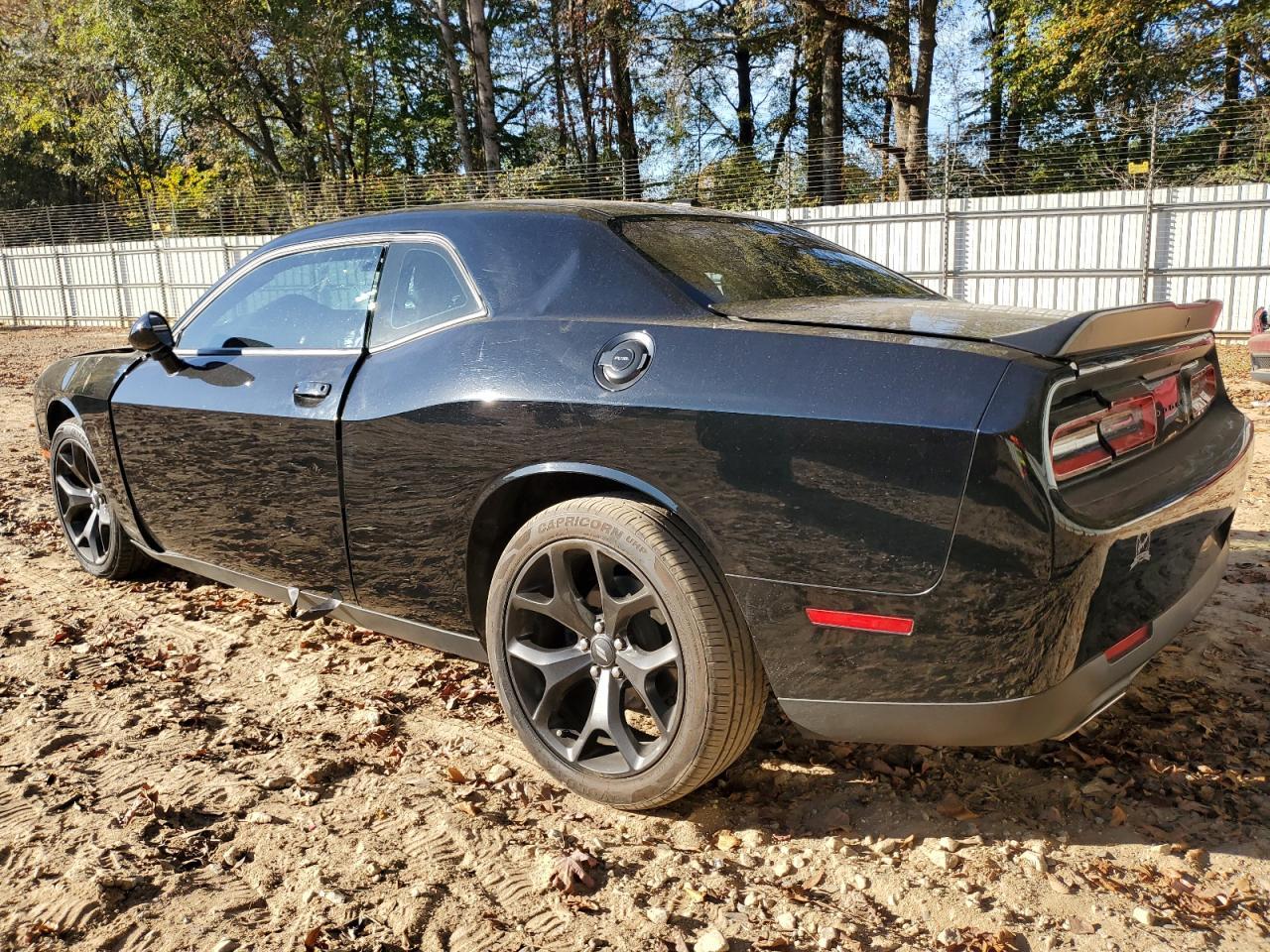 2020 Dodge Challenger Sxt - zdjęcie 2