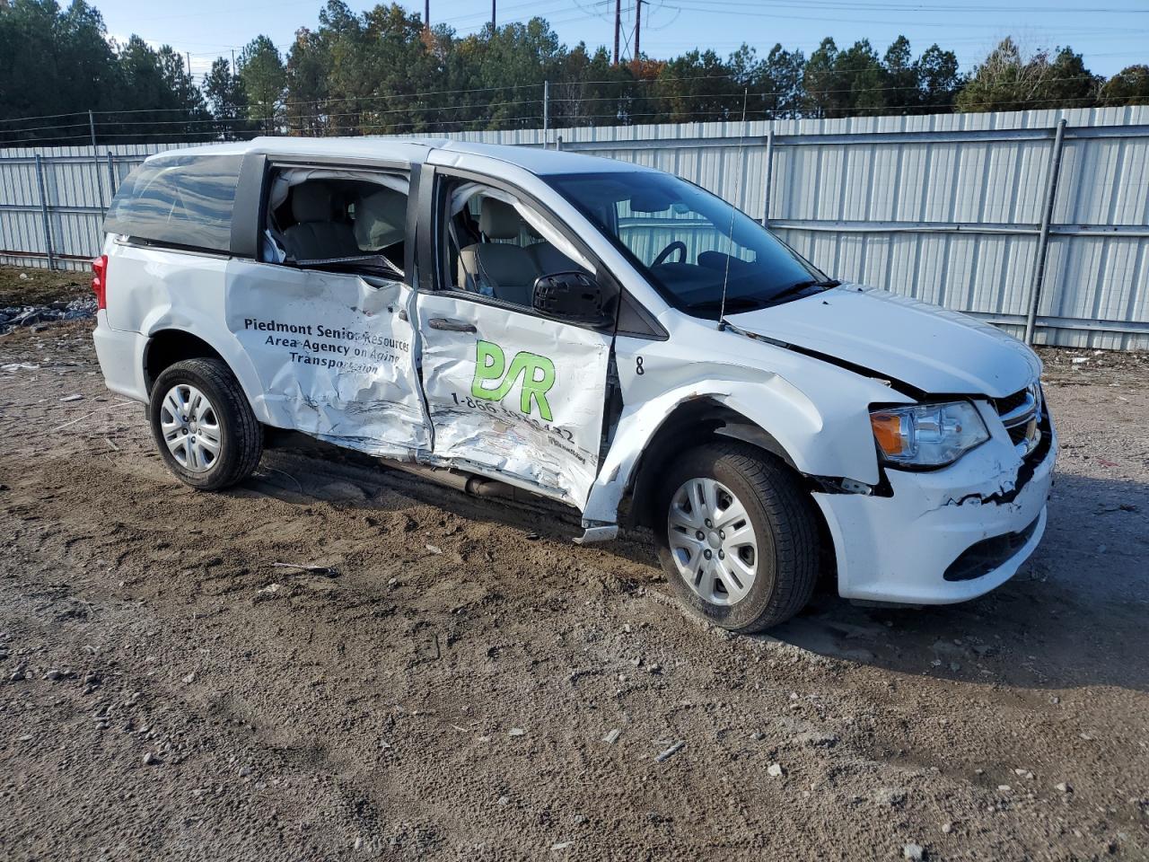 2019 Dodge Grand Caravan Se - zdjęcie 4