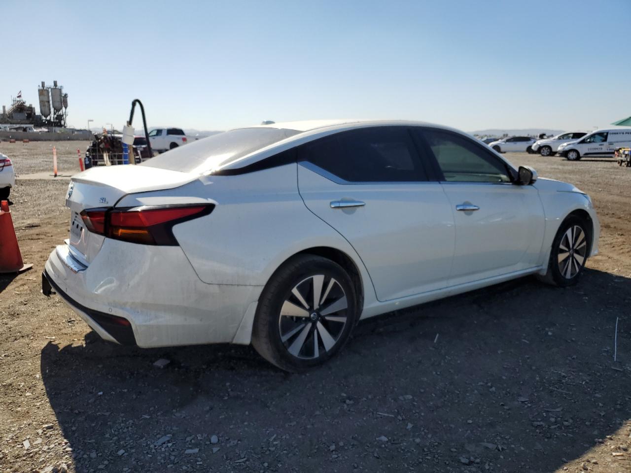 2021 Nissan Altima Sl - zdjęcie 3